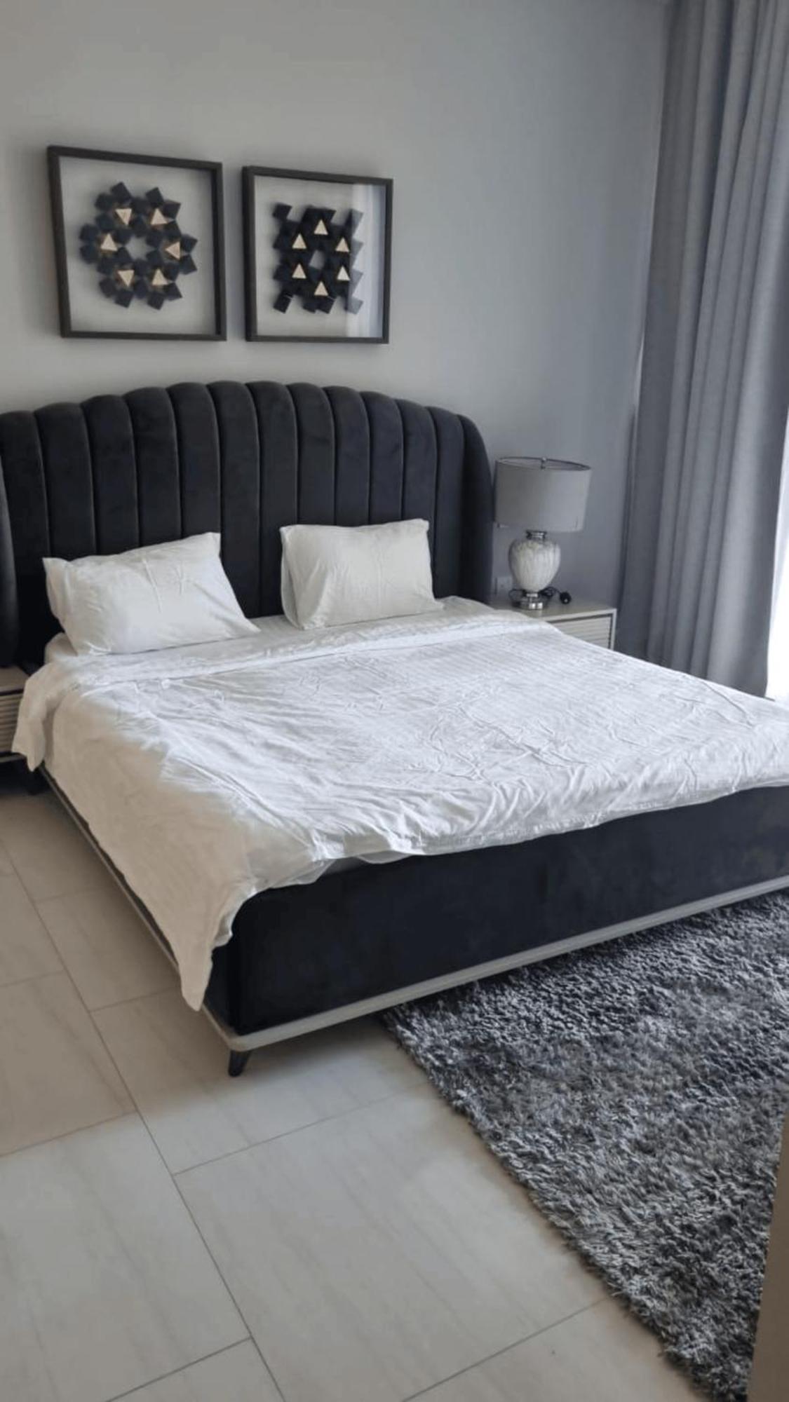 Apartment Luxurious 2 Bhk Maid Duplex In Sls Business Bay Dubai
